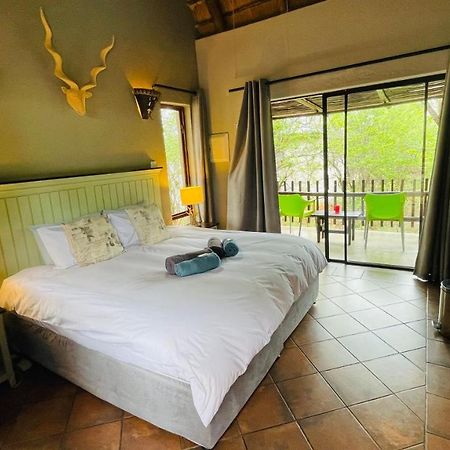 Ujabule Lodge フッドスプルイト エクステリア 写真